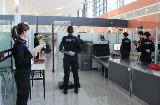 春节假期临近 中使馆提醒赴美游客重视边境安检